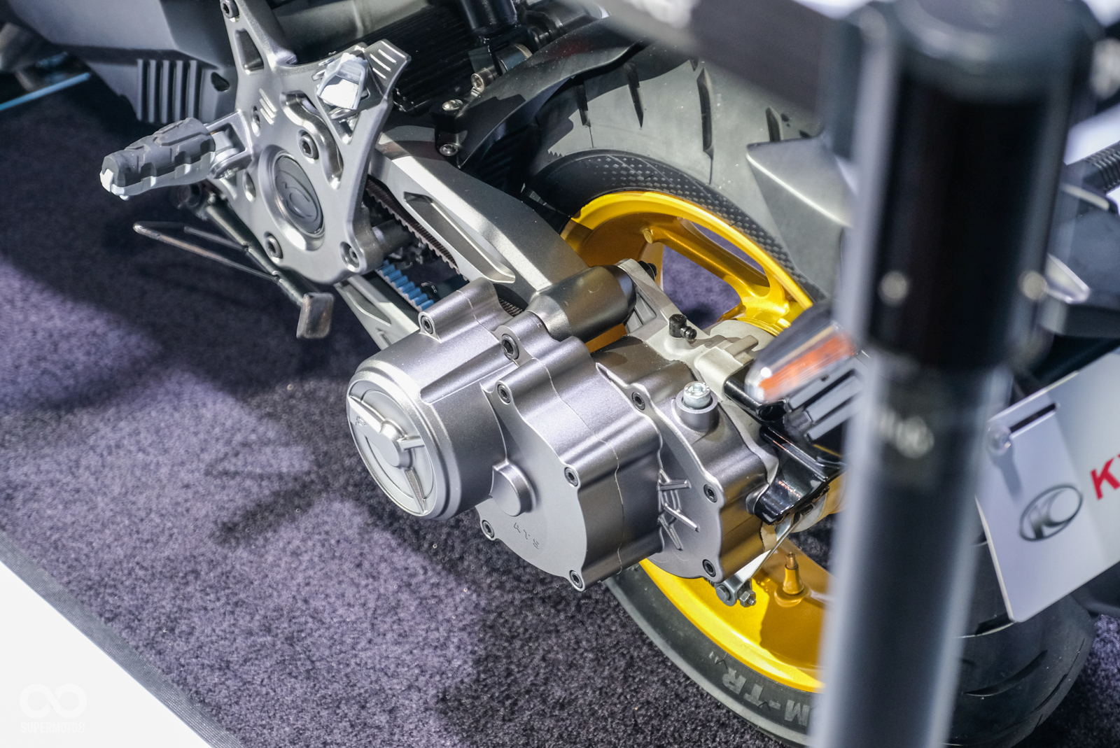 9.4kW馬達，0-50公里加速3秒，極速110公里