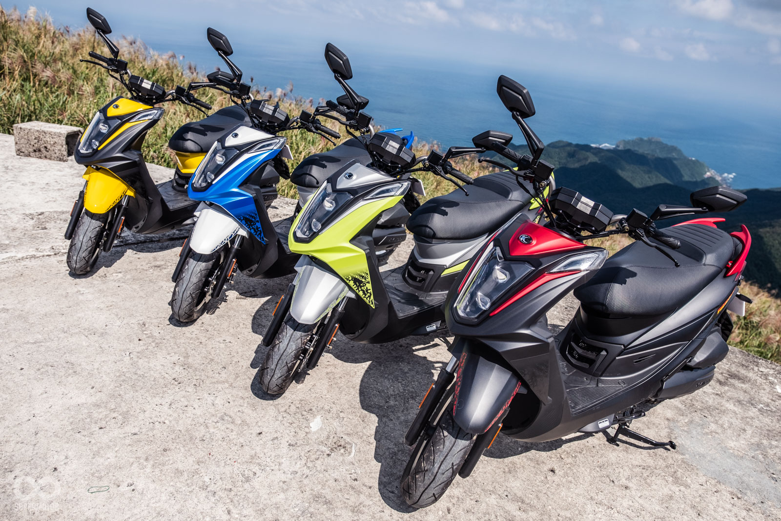 現場展示跑酷 125全車系車色