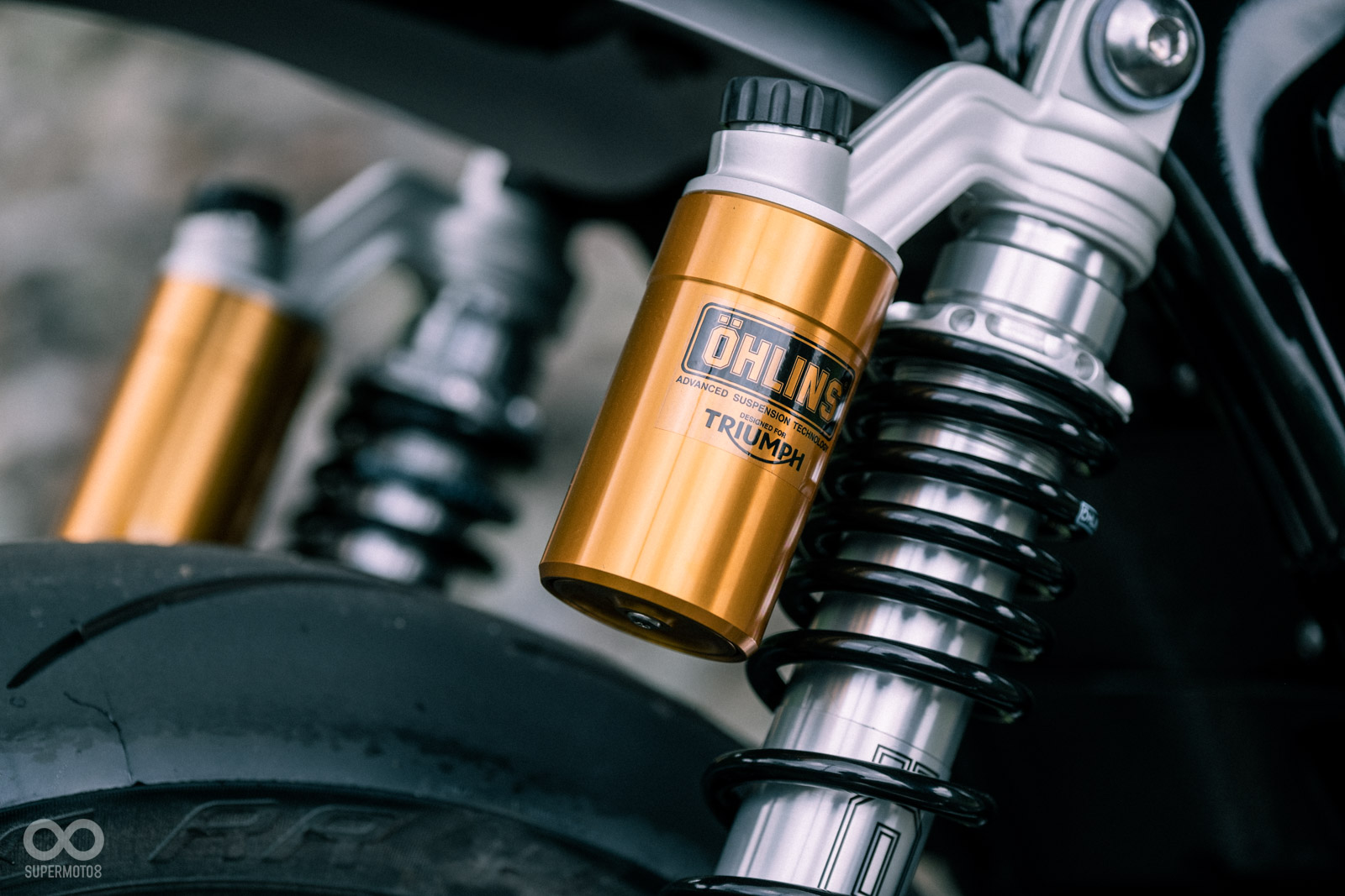 RS版專屬，後雙槍Ohlins 避震，好料滿滿
