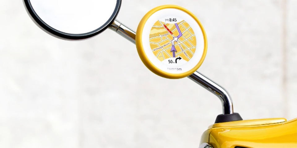 TOMTOM Vio 速克達專用GPS 也被列在原廠選配清單中,車主可採用與車色相同的外殼,整體性更一致