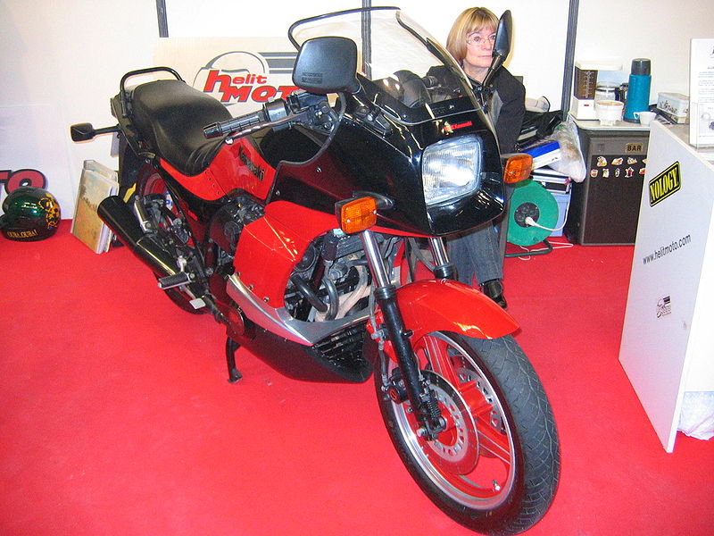 KAWASAKI在1983年發表GPZ-750 TURBO