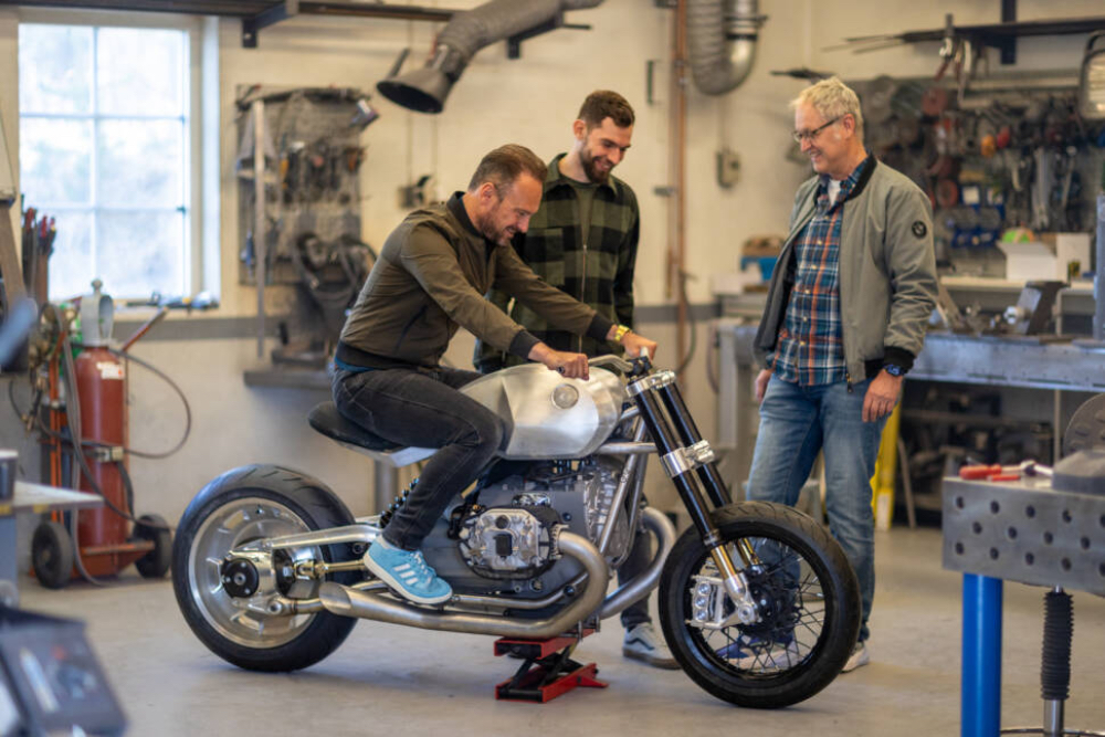 BMW復古巔峰之作的R20概念車,經過許多外型和動力的調適
