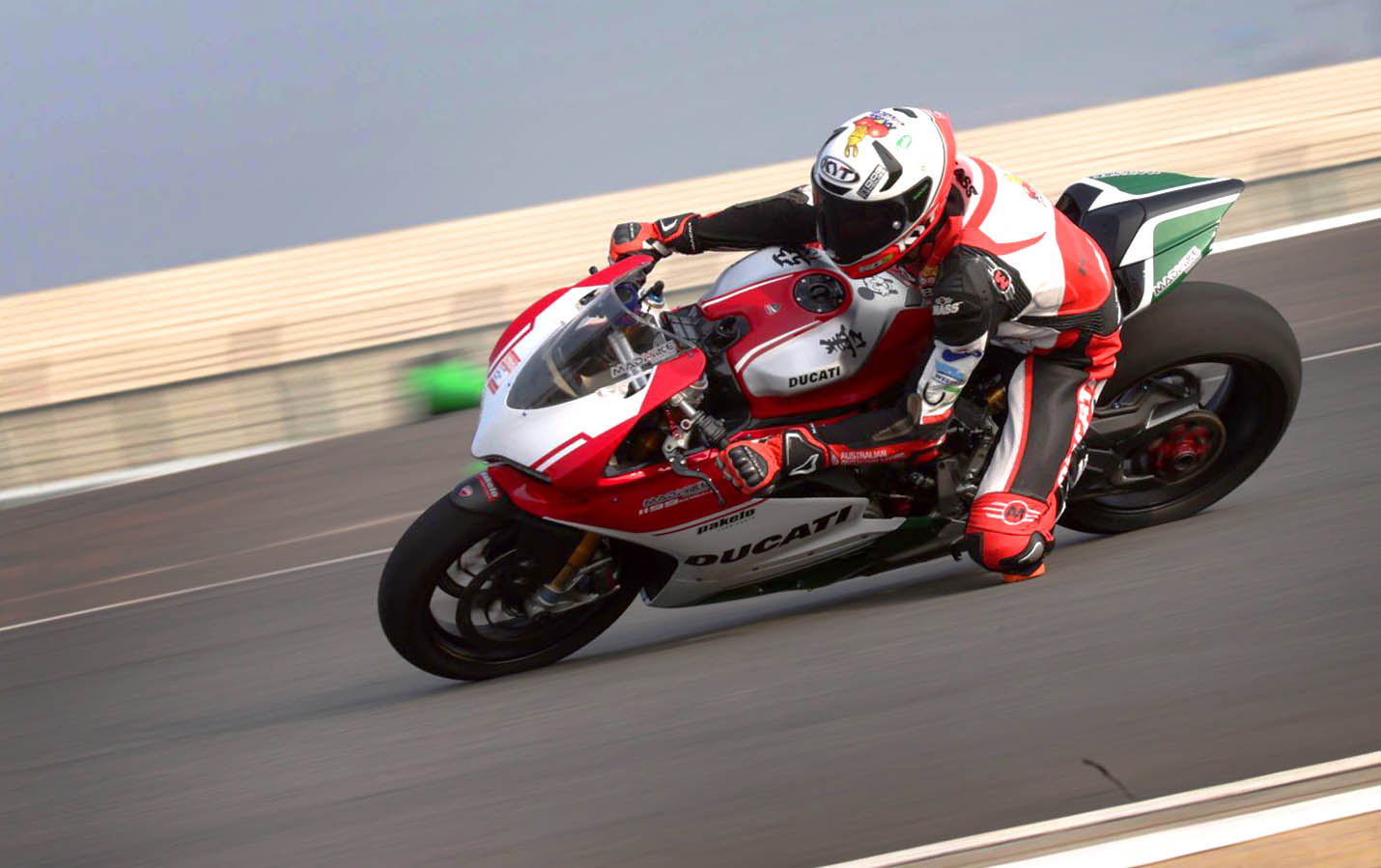 2020年初Mike Jones騎乘DUCATI 1199突破過大賽道紀錄