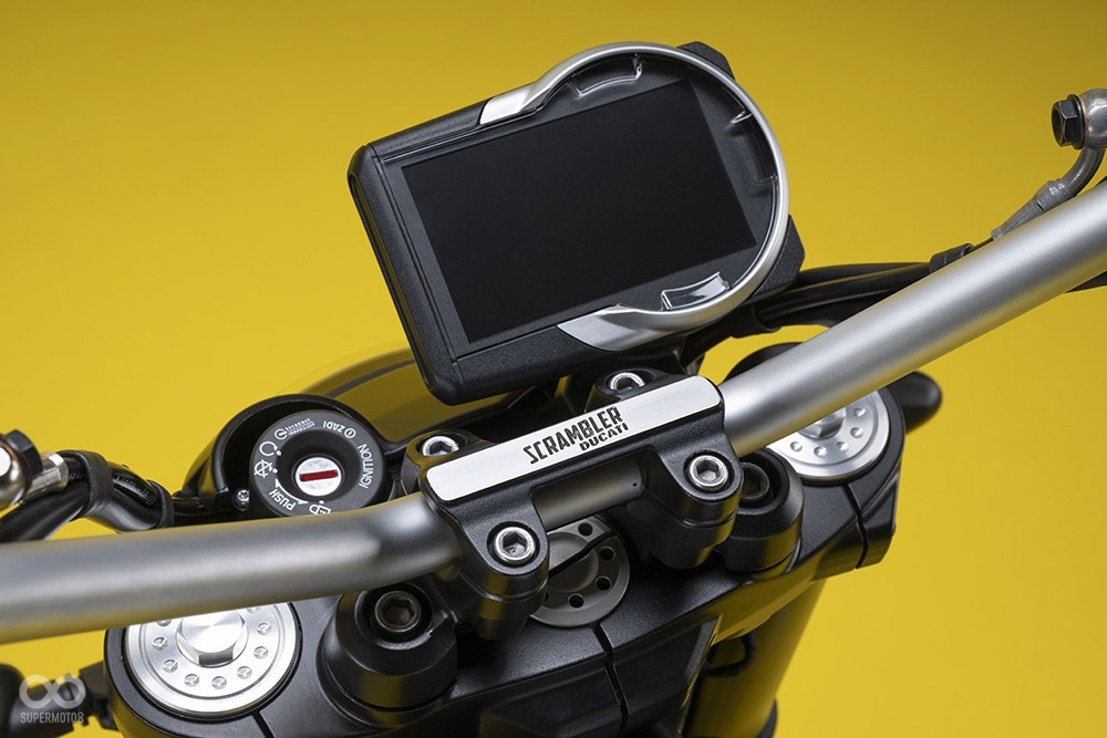 TFT全彩液晶儀表搭配能與手機連線的Ducati多媒體系統