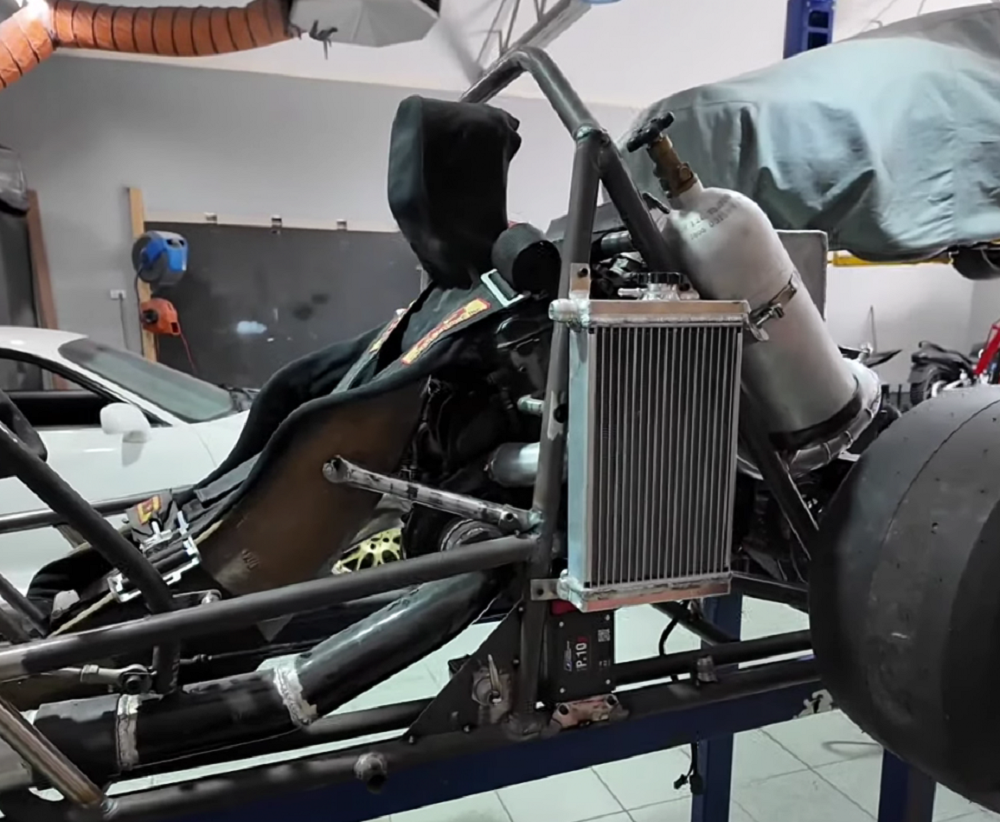 後方渦輪透過前方渦輪的進氣後,讓兩顆渦輪的效能更強大