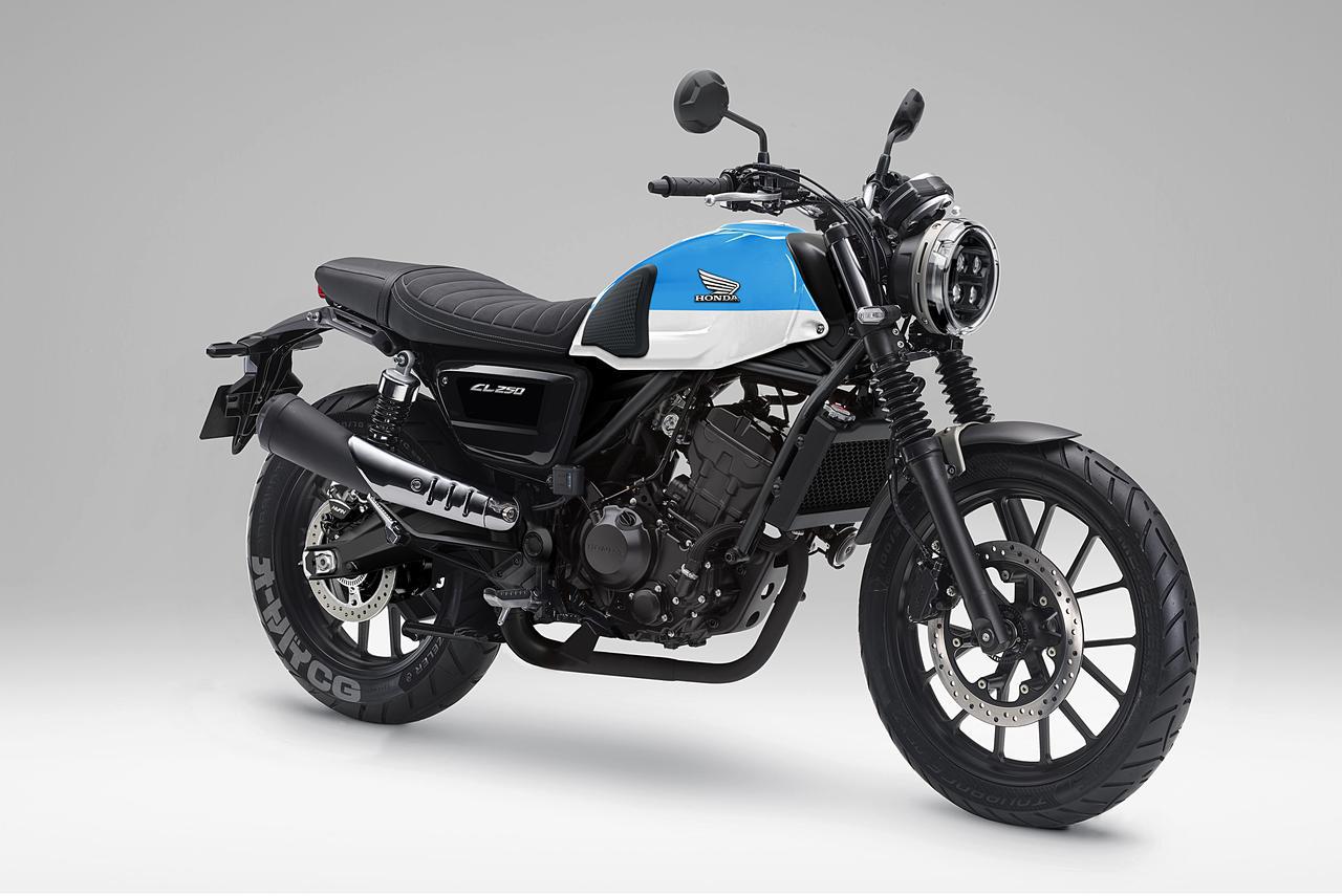 大燈內使用REBEL的四眼LED設計、車尾坐墊則有CB350RS的味道