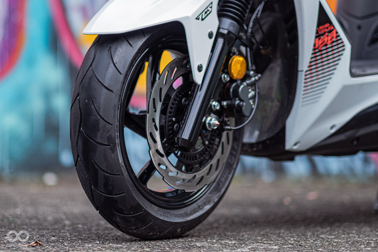 前輪換上R1N輪胎，也是升級的一大亮點