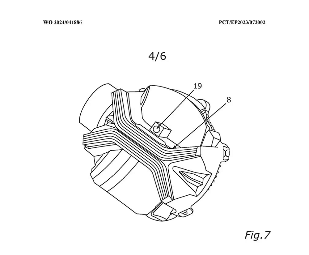 燈具中擁有著一個攝影機，不禁讓人好奇BMW是不是會導入更多駕駛科技配備或是導入Matrix頭燈