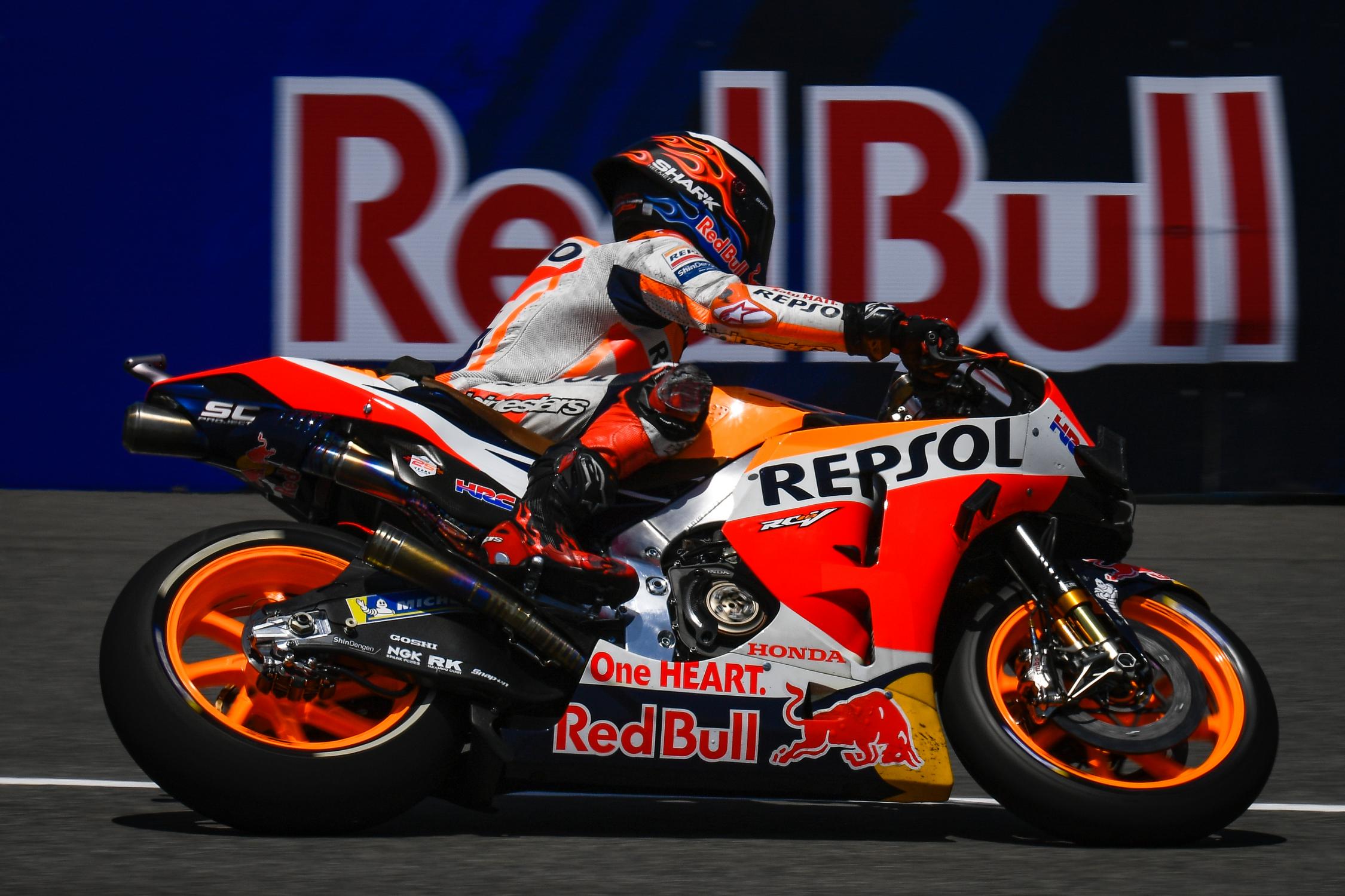 找不到節奏的Lorenzo，速度直接反映了他的不適應