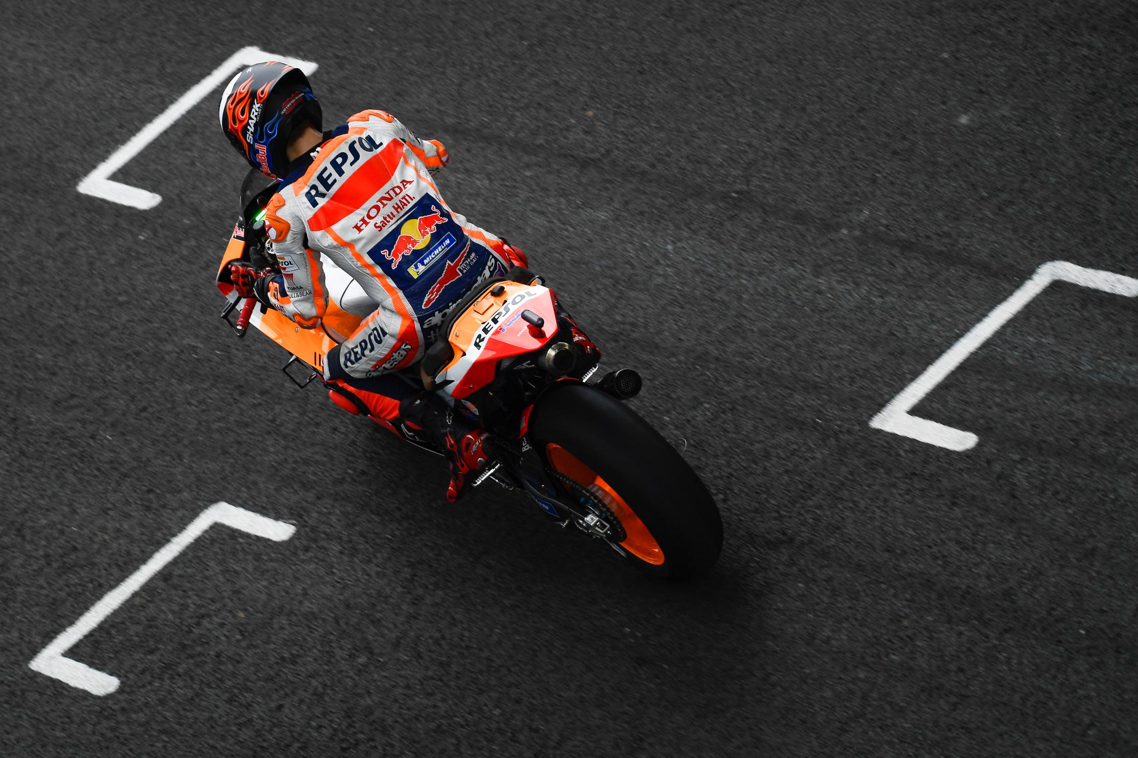 「我在彎中遇到問題，我沒有支援。」