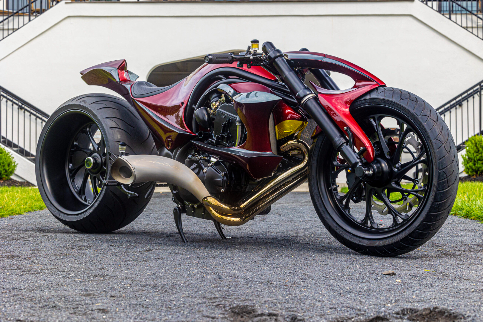 Archangel的排氣管可謂是整車中畫龍點睛的一筆