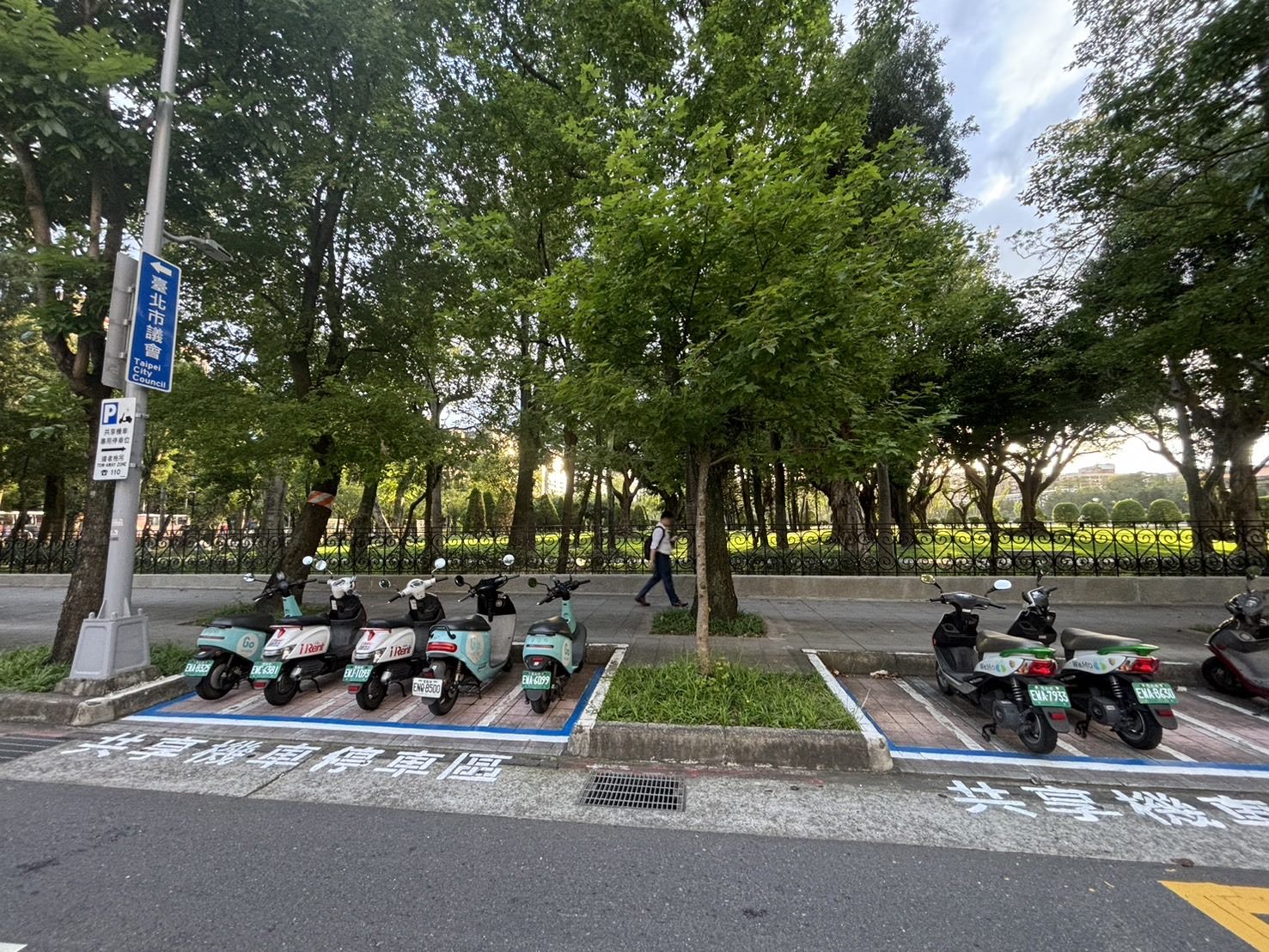 共享機車專用格會不會淪為蚊子停車格,還有待觀察!