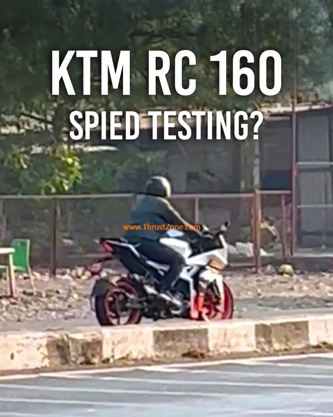 KTM RC 160在印度被捕捉到間諜照，能看到外型塗裝維持現行款風格，也同樣有底排設計！