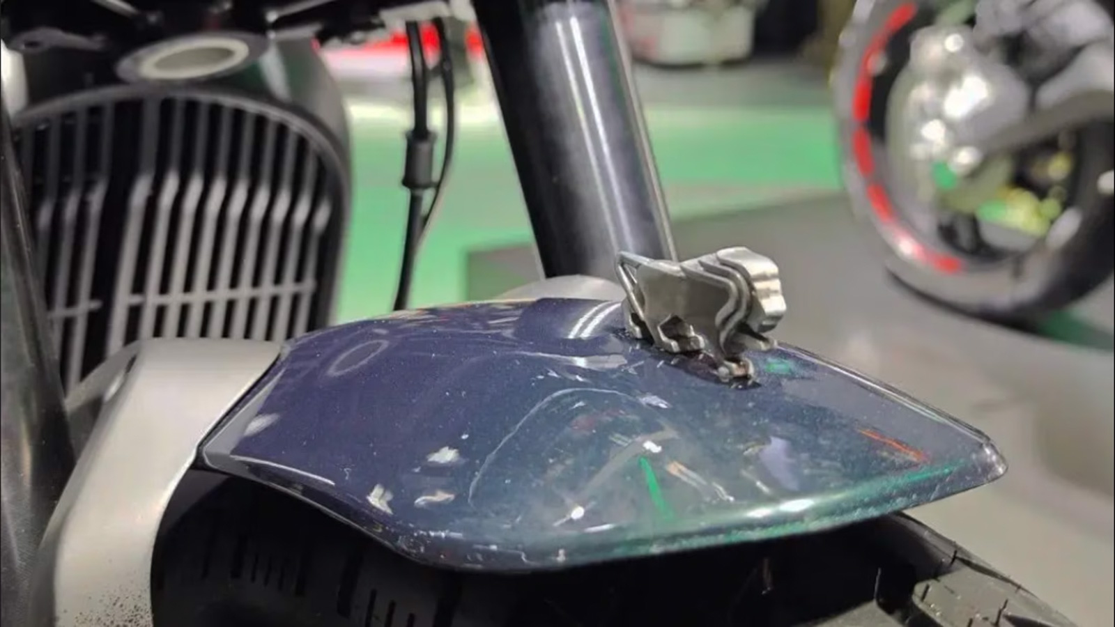 前土除上也有Leoncino車系招牌的小獅子點綴