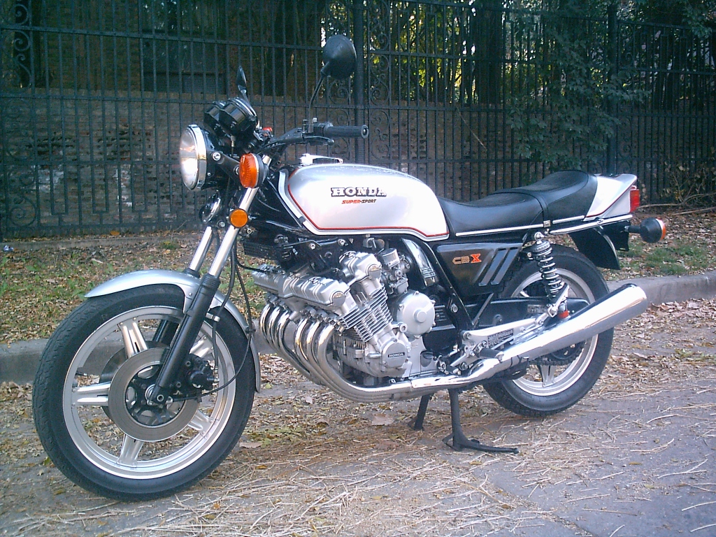 1978年的HONDA CBX