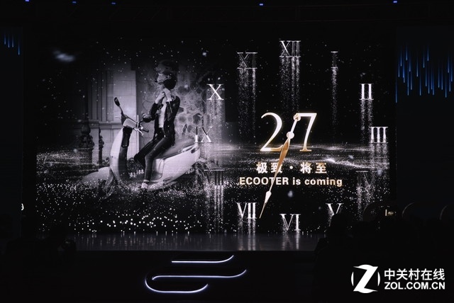 發表會開場的介紹片段,高雅的黑色配上局部車身線條,看出此車的不凡