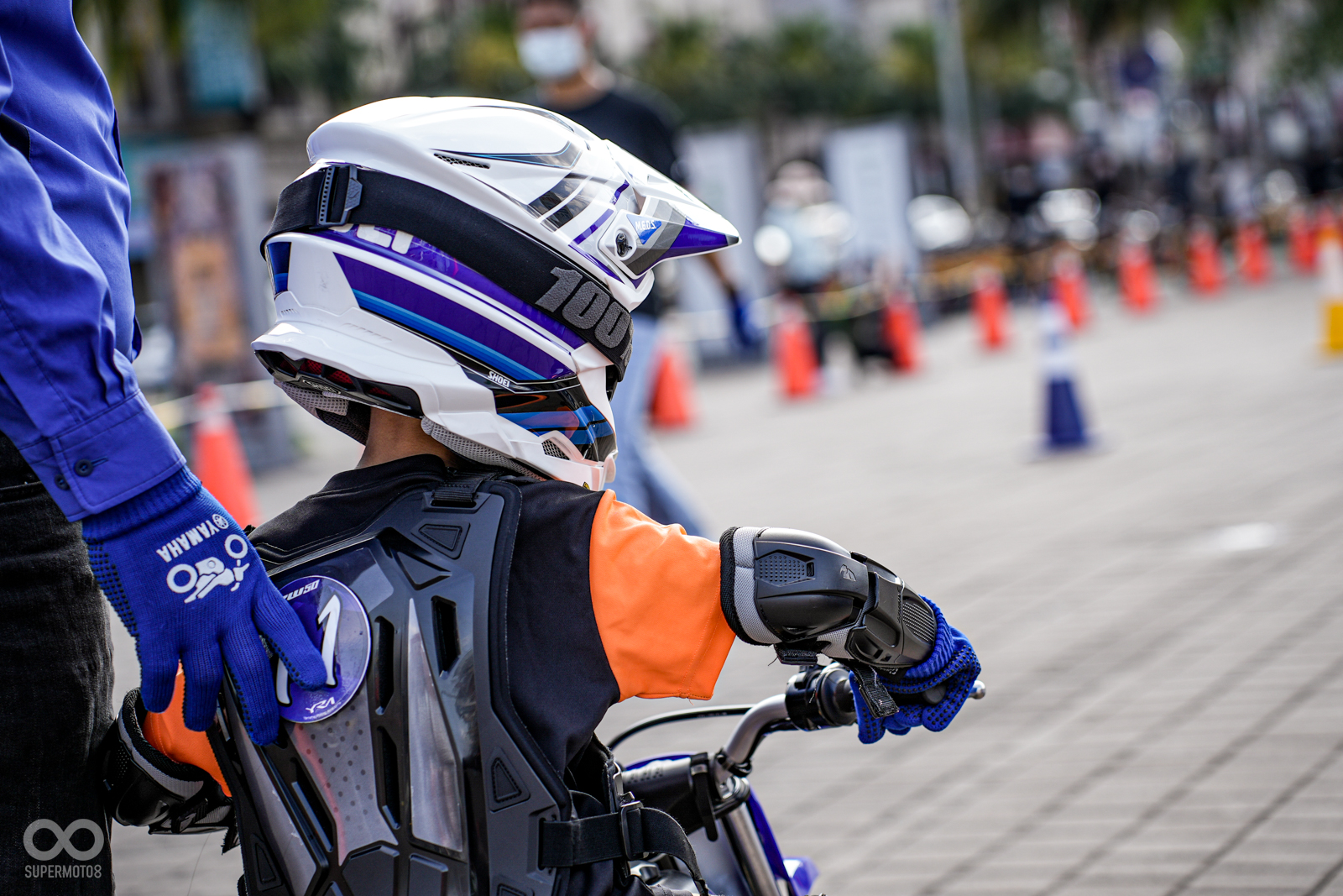 這個預備油門開度長大肯定不得了 !