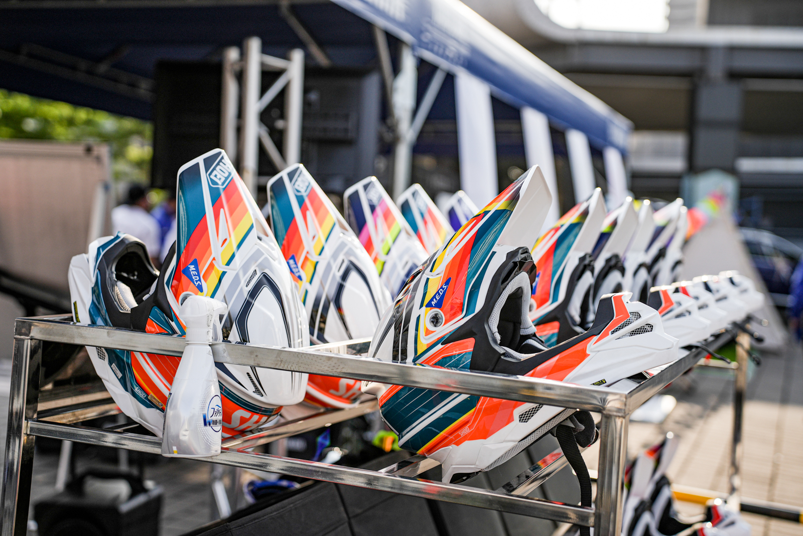 YAMAHA親子機車教室使用SHOEI VFX-WR系列越野安全帽,確保學童安全