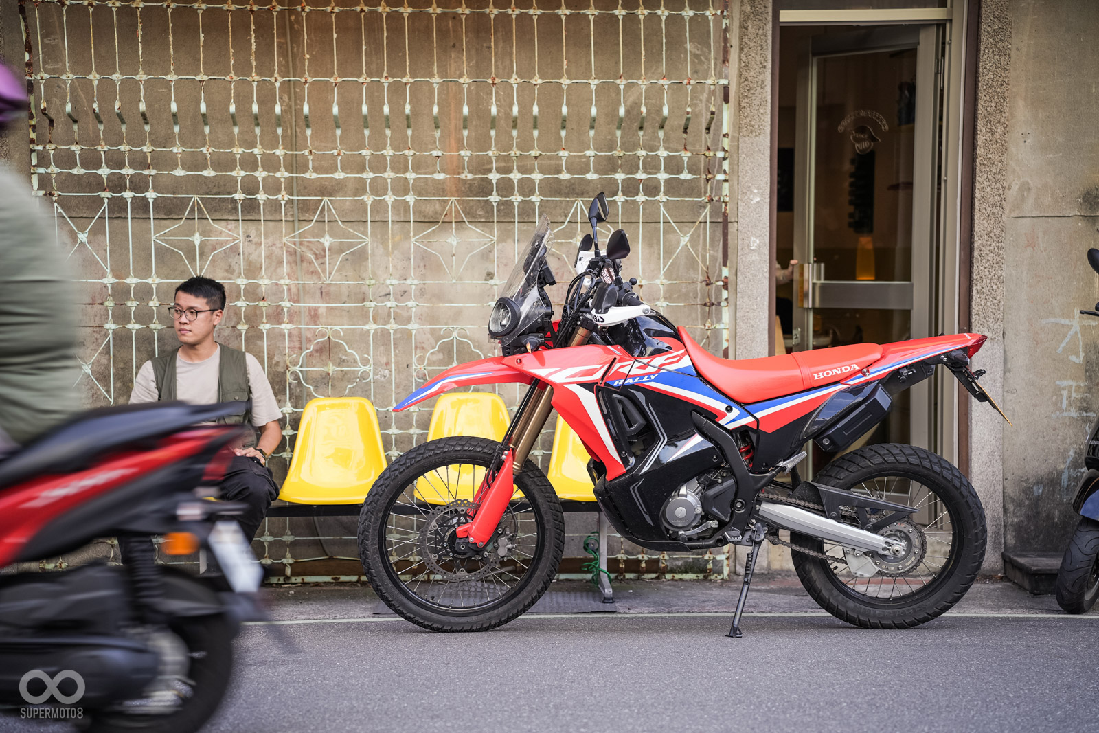 繁忙的中山捷運站旁,復古的咖啡廳,享受忙裡偷閒的快樂