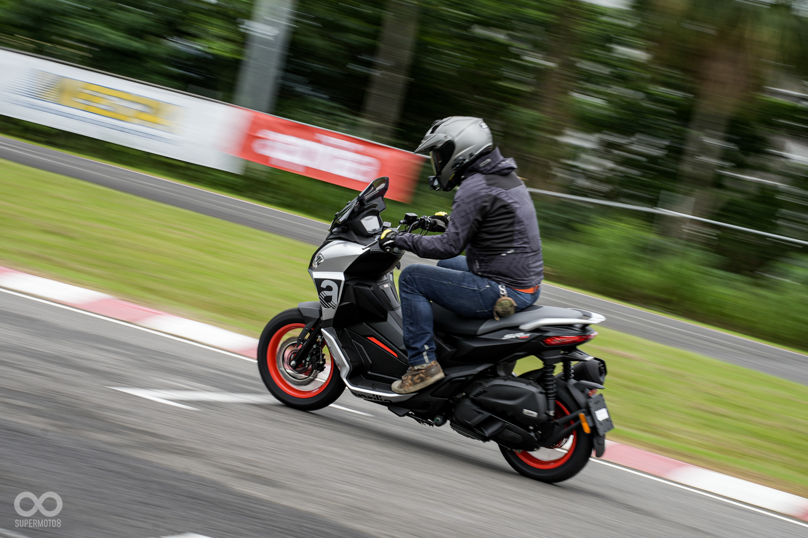 聽到SR GT 200要下賽道試乘，第一時間有些傻眼