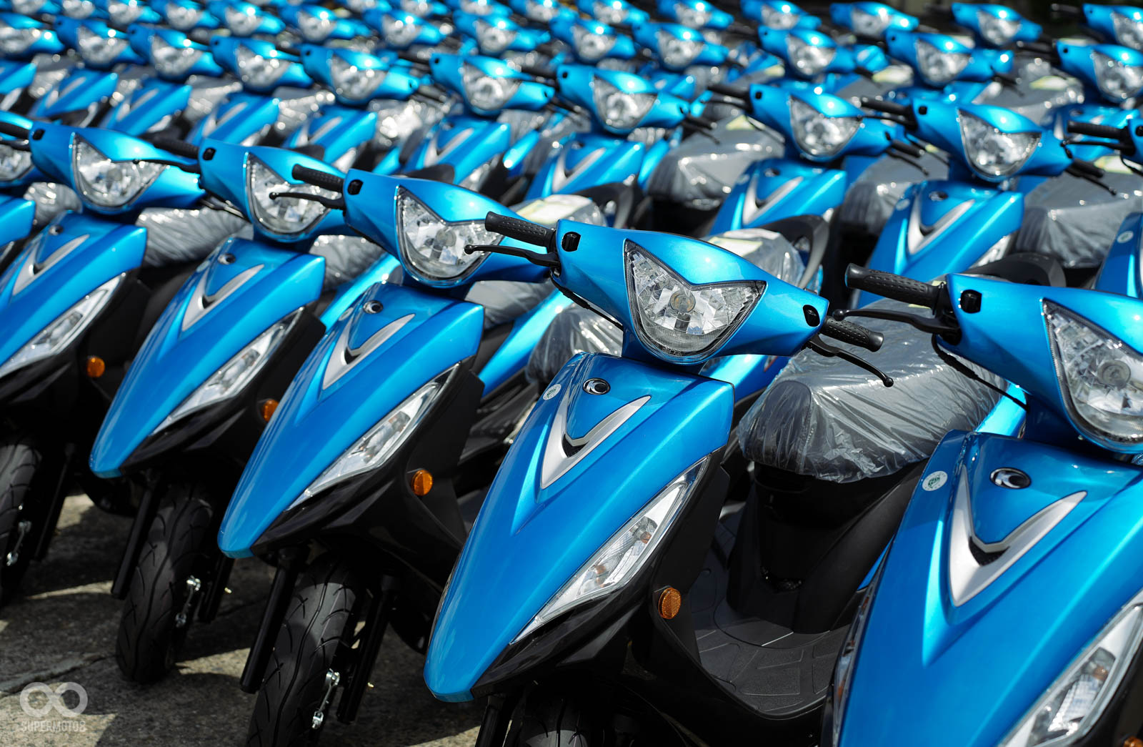 KYMCO GP125推出最低39,800元的優惠方案後，短短一週銷量突破4,000台，訂單累積10,000張