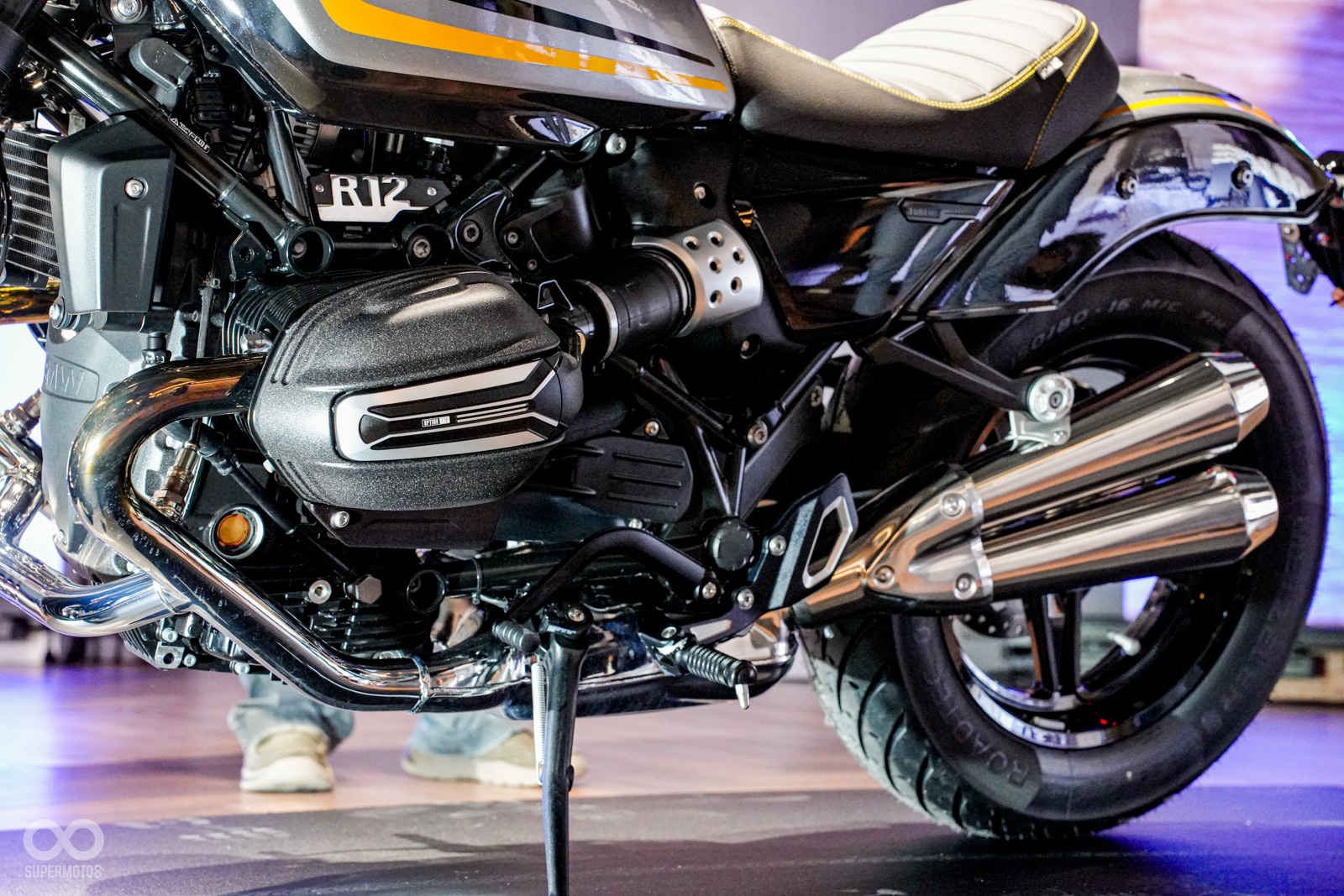 引擎採用和R 12 nineT相同的設定，但動力表現有針對巡航重新調校設定