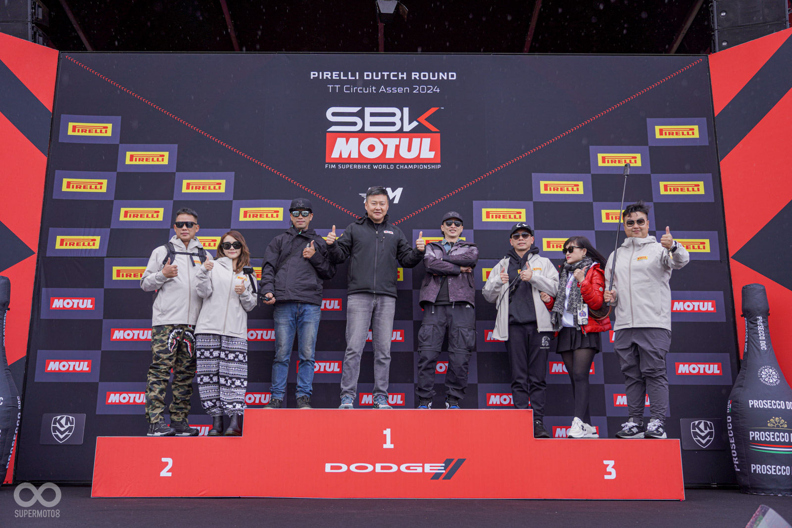 Pirelli總代理好運車業，這次帶領經銷商與幸運的活動得獎者，一起到荷蘭阿森賽道看WSBK！