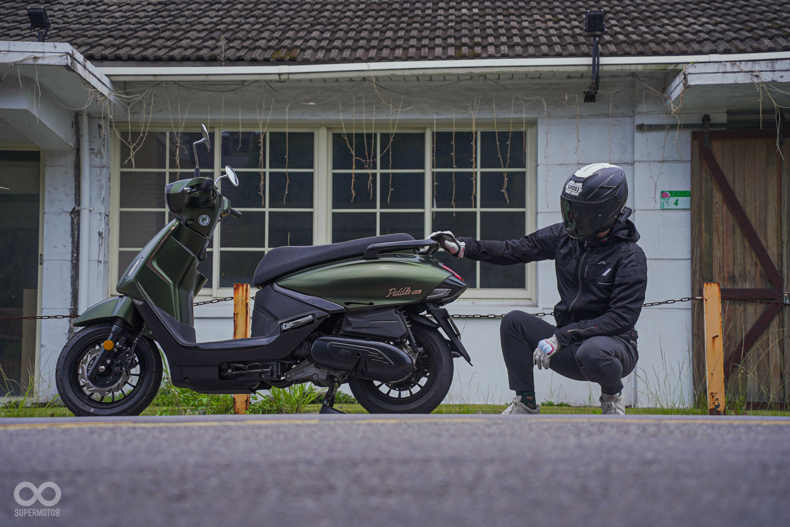 這次SYM不玩仿生，改用小提琴這個高雅樂器，為Fiddle注入新靈魂