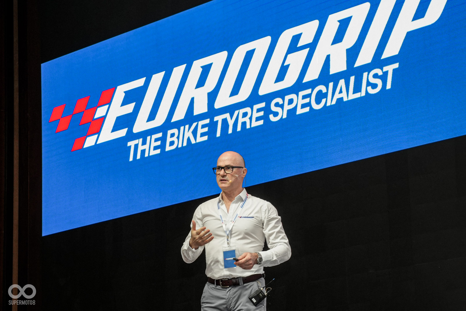 由EUROGRIP商務總監，親自主持這場發表會