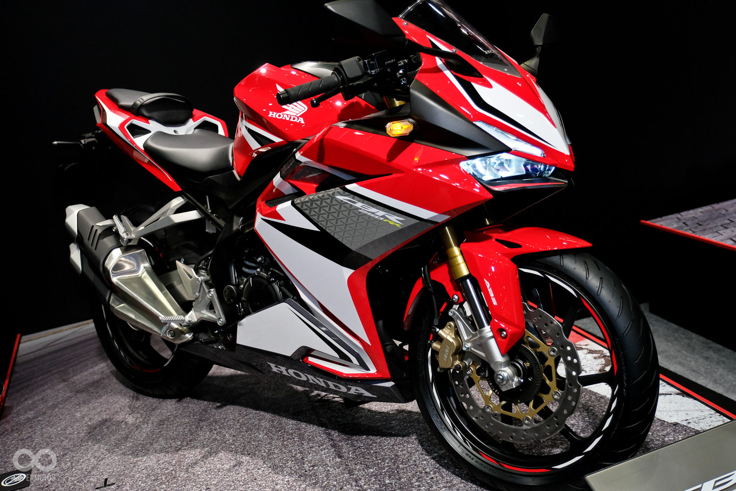 CBR250RR原廠樣式