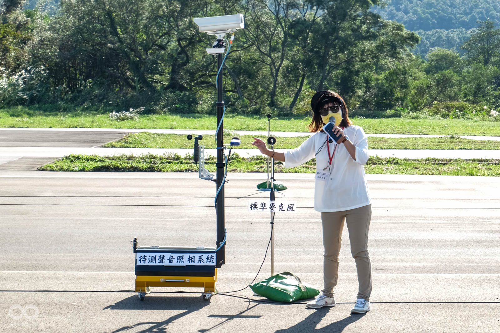 環保署今日於龍潭的測試場地，實際展示噪音科技執法的檢測體驗