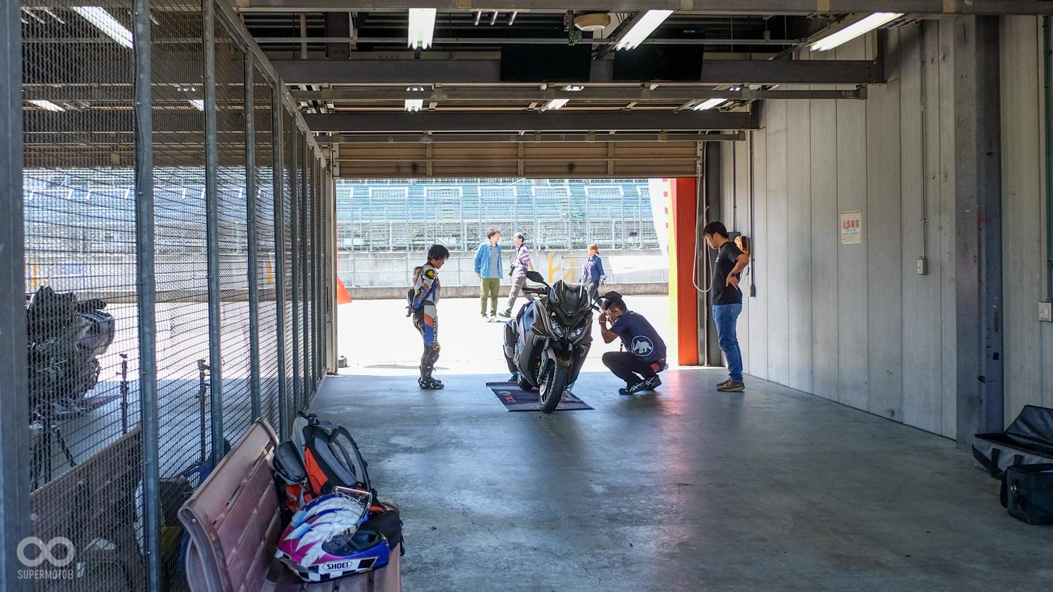 外媒對於AK550的性能讚譽有佳,不但加速有力,制動力道更是令他們感到驚訝