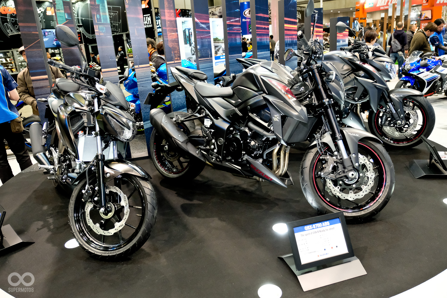 因為稅制的關係在海外比較不常見GSX-S750，但回到日本750可就成主力級距