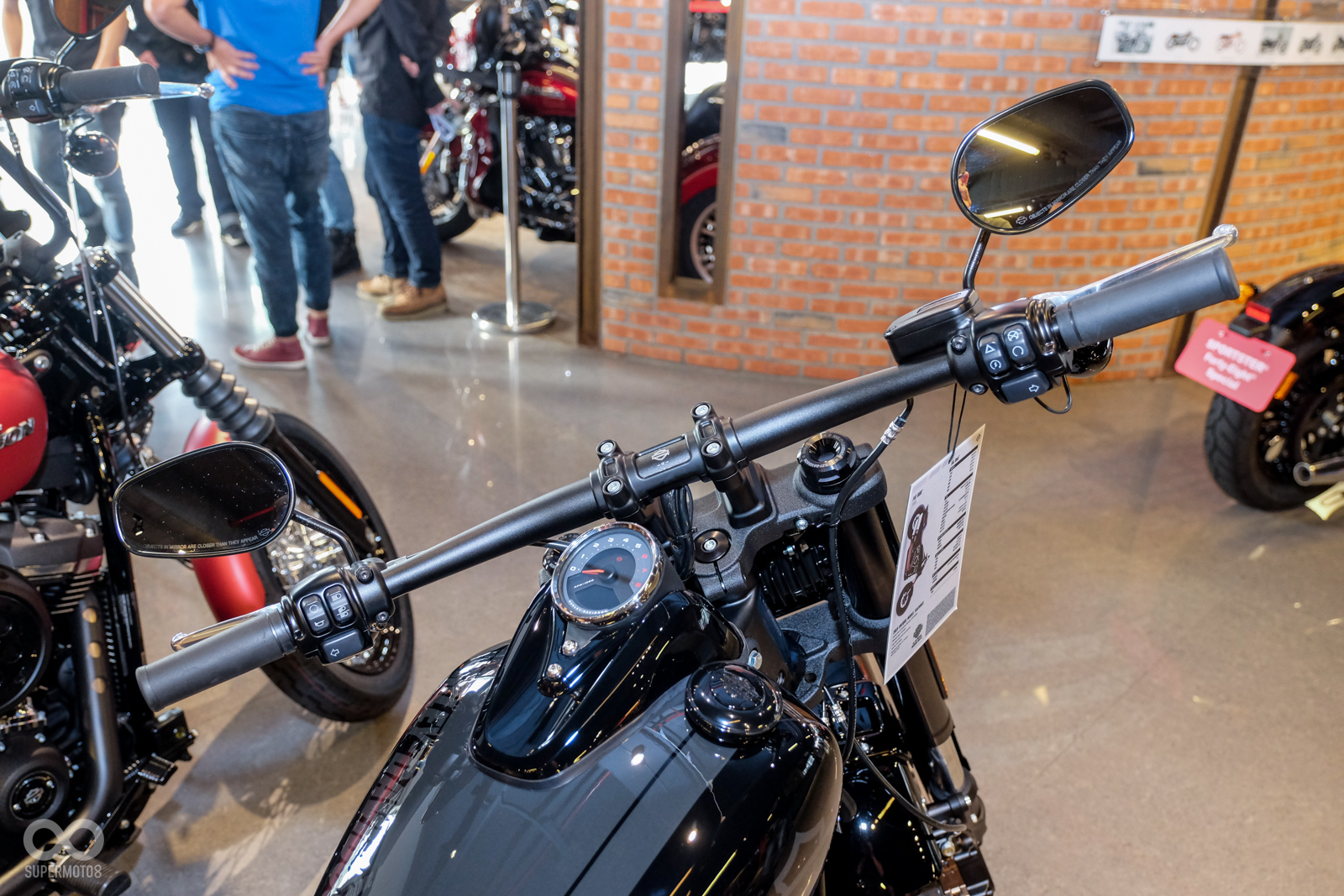 筆者最喜愛Softail家族中的FAT BOB