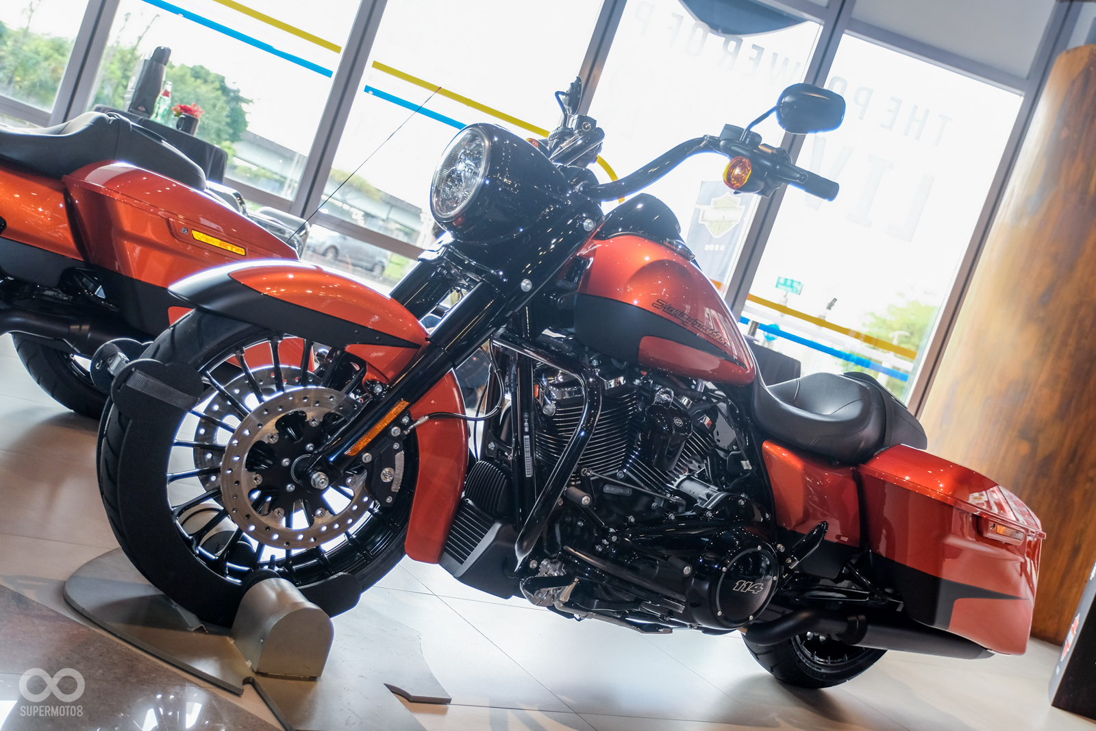 Touring Road King Special