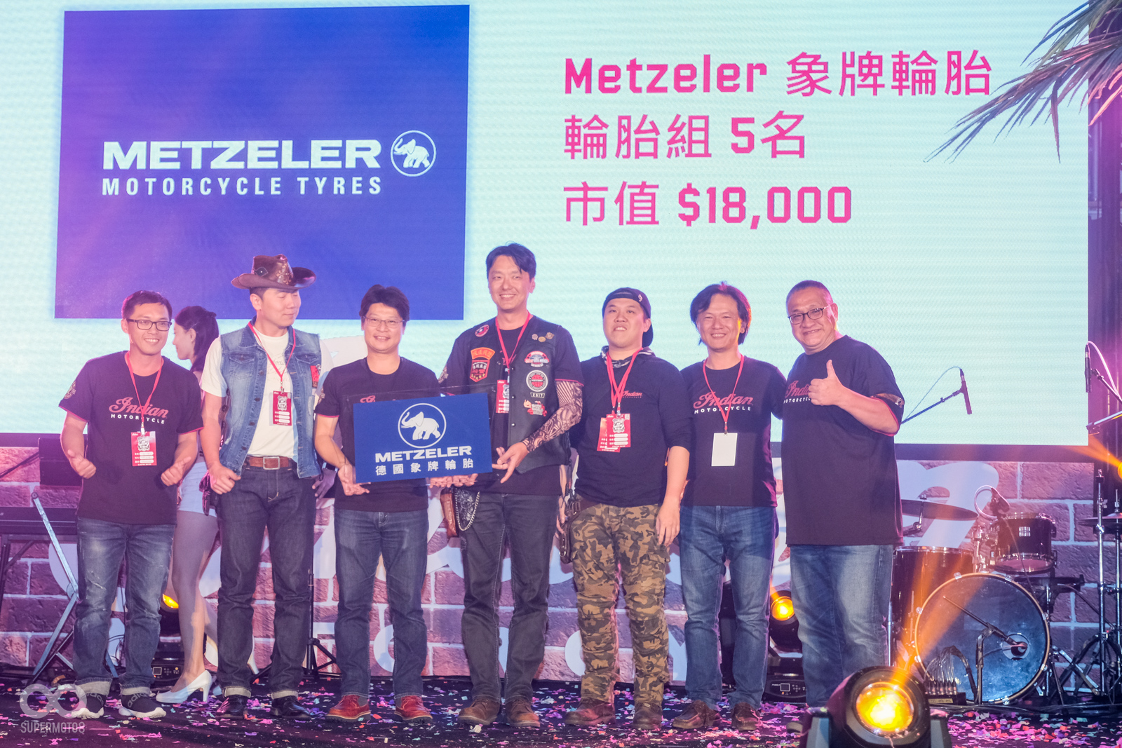 象牌輪胎獎項由Pirelli集團亞太代表Jason為大家抽獎