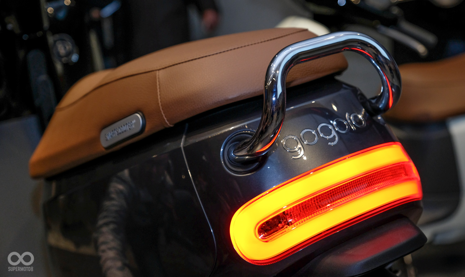 電鍍的後扶手質感出眾，也為車尾添加了些亮點