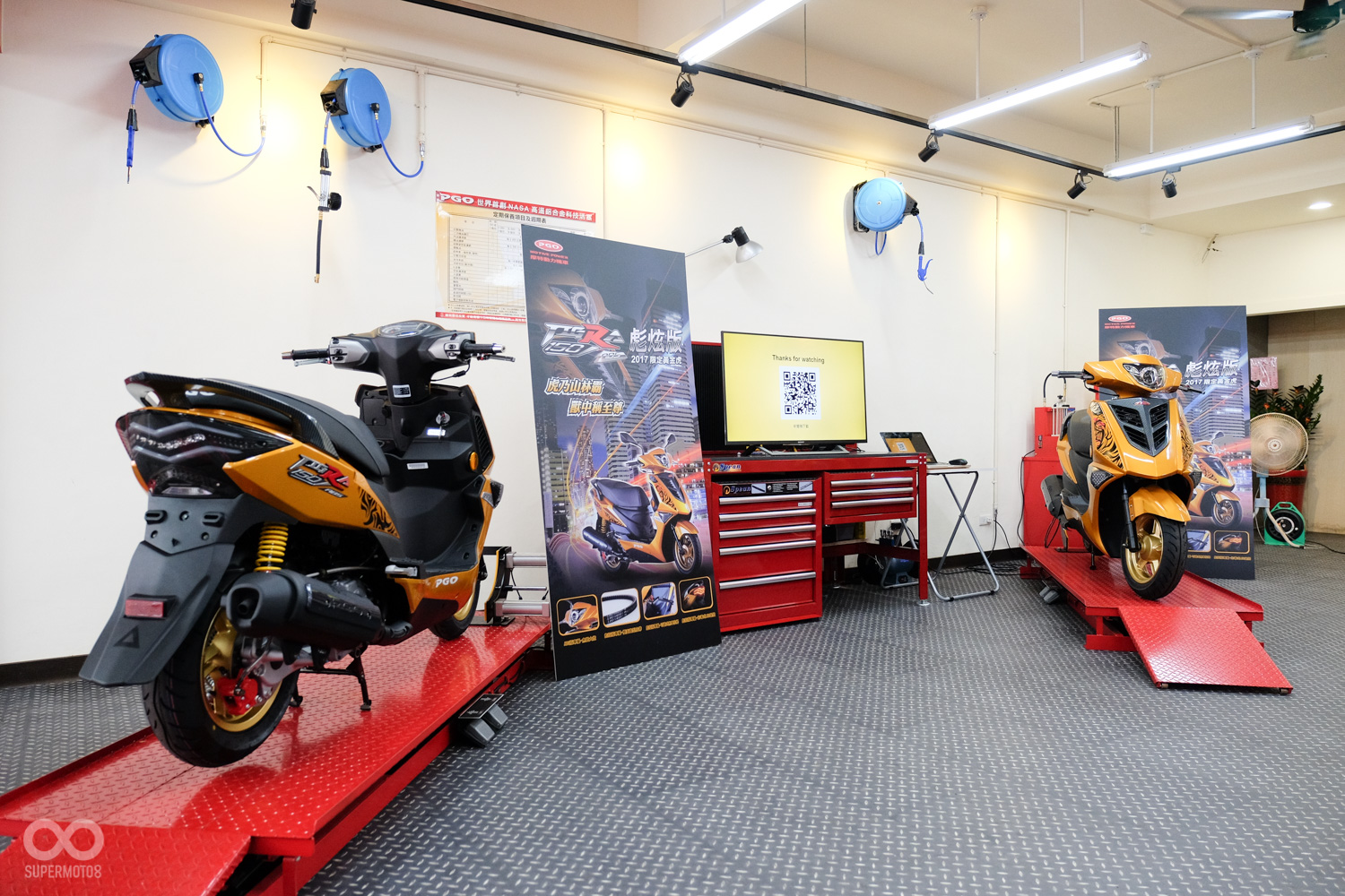 寬敞明亮的維修空間