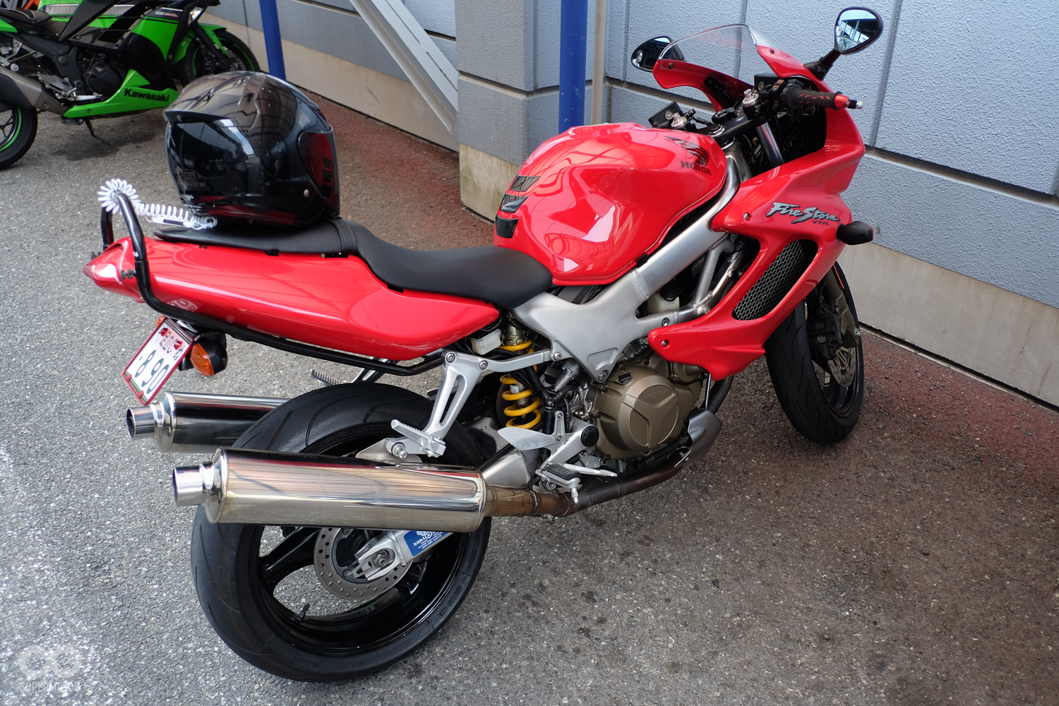 HONDA VTR1000F,也算台灣少見車款