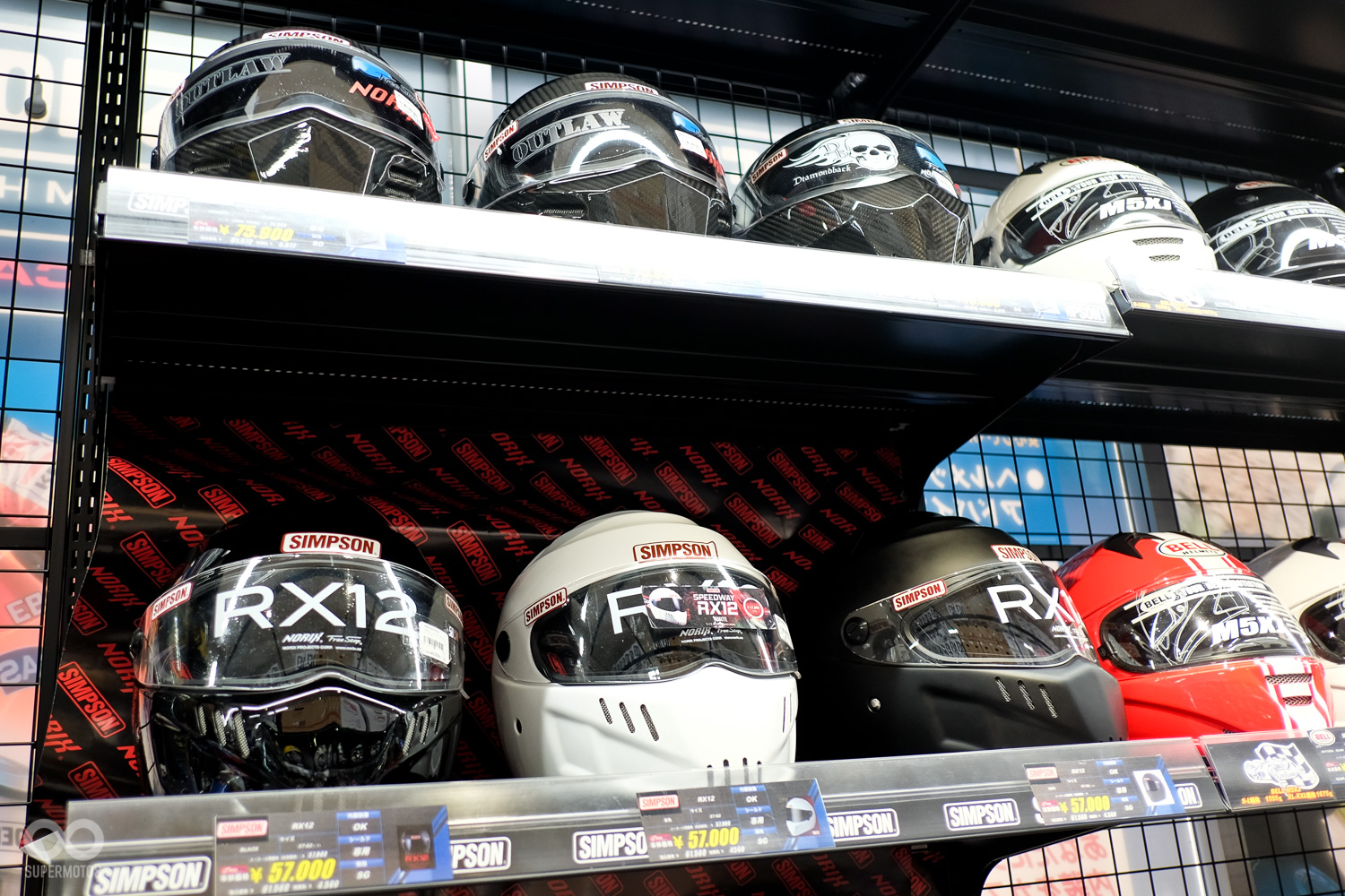 美國SIMPSON 安全帽,在日本享有高人氣