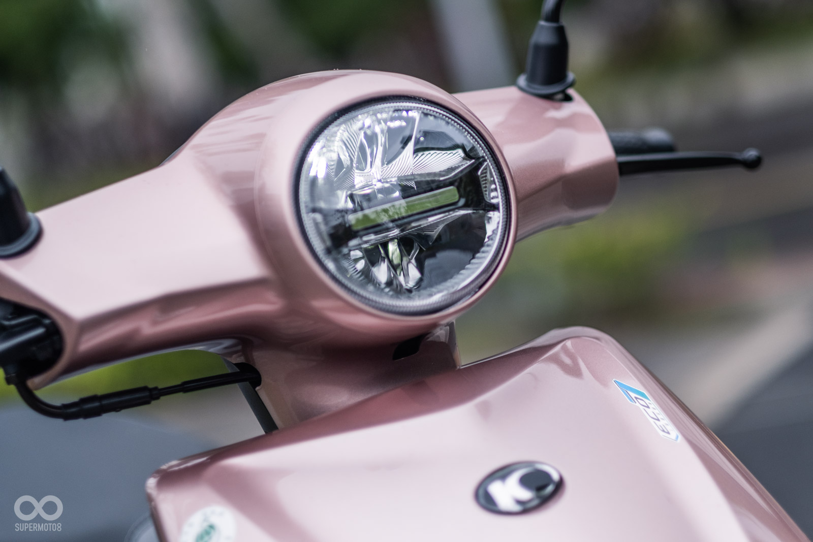 大燈升級為LED燈具