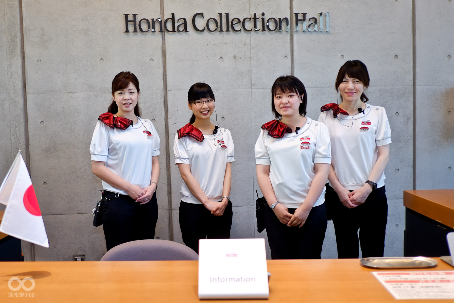 館內親切的接待小姐