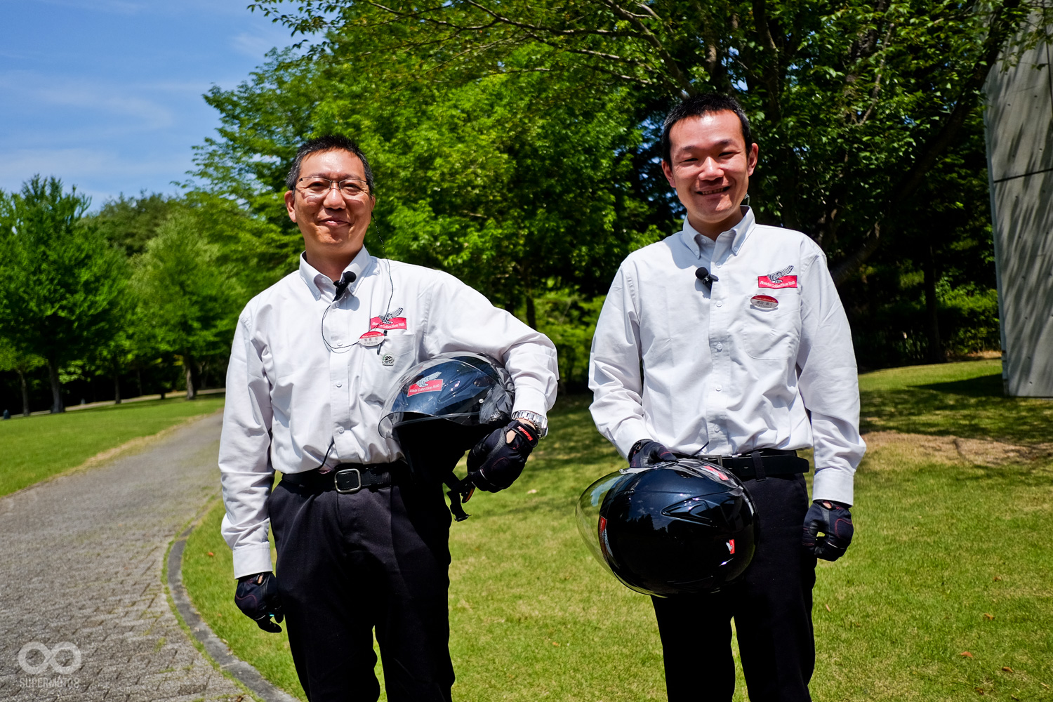 負責動態保養的兩位駕駛，騎這些老車感覺壓力不小啊