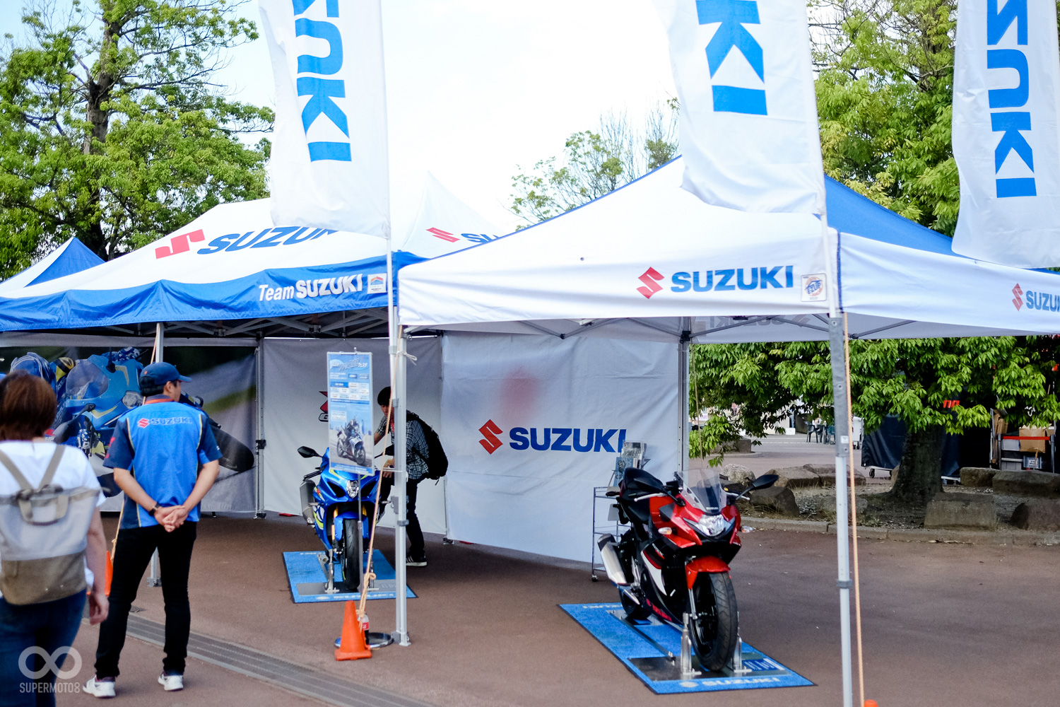 各大日本車廠都有設攤位，提供最新車款讓民眾試坐