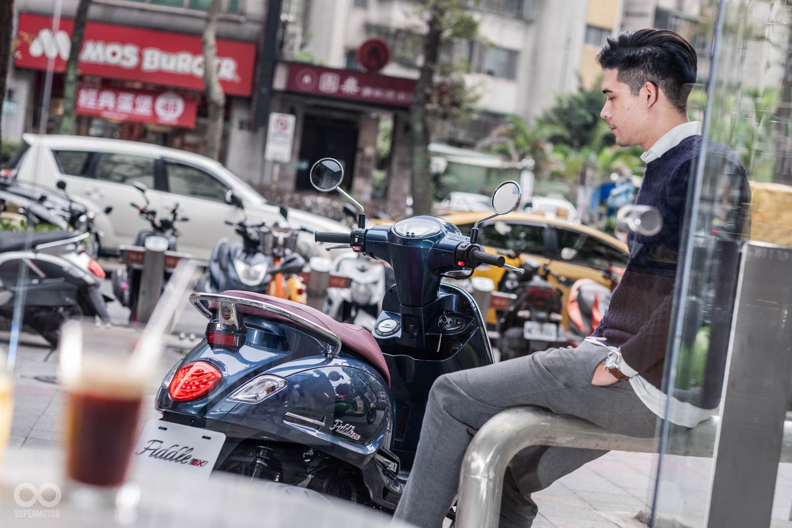 將近12匹的動力,讓Fiddle DX 150擁有優雅外觀的同時,也同時擁有可以帶你逃離車陣的加速表現
