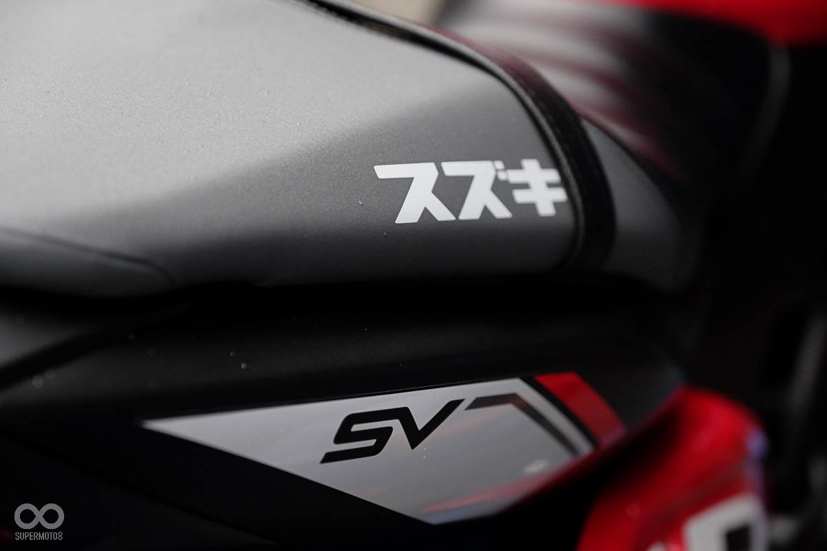 原廠改裝品 波浪造型運動坐墊