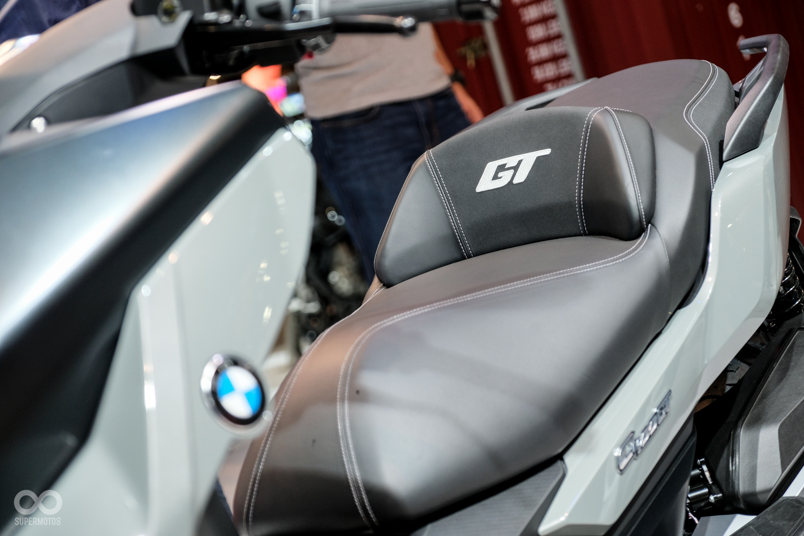 儀表採用全液晶陳設，椅墊上頭有著GT字樣