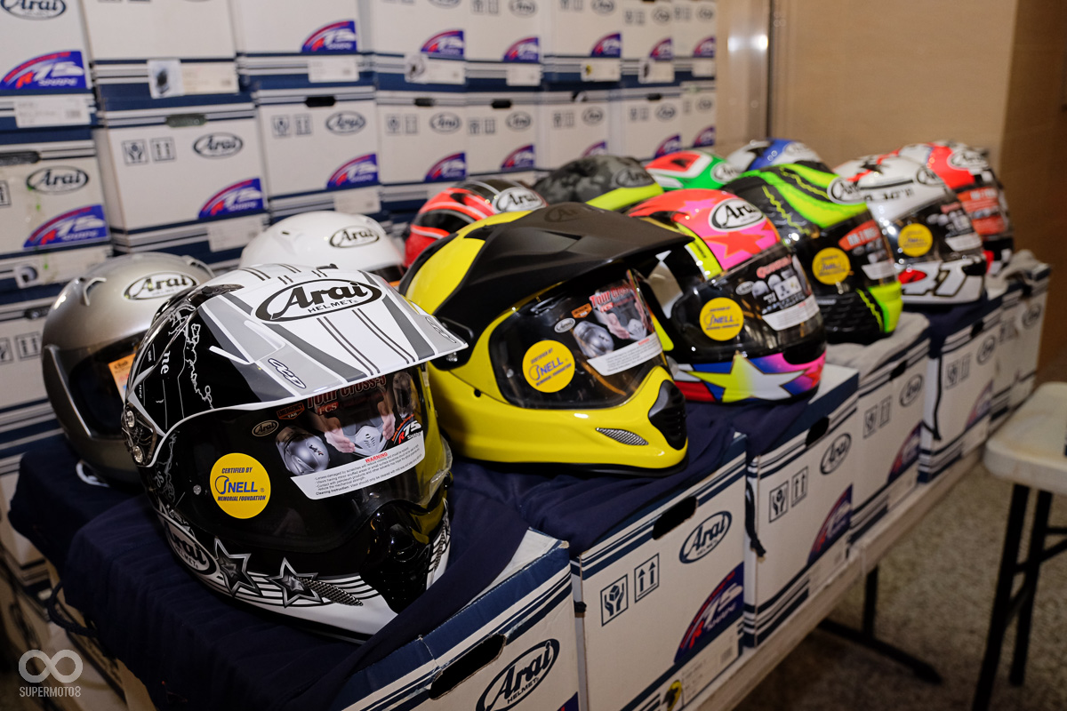 日本知名安全帽ARAI在會場更打出7折的超殺價格,回饋車友