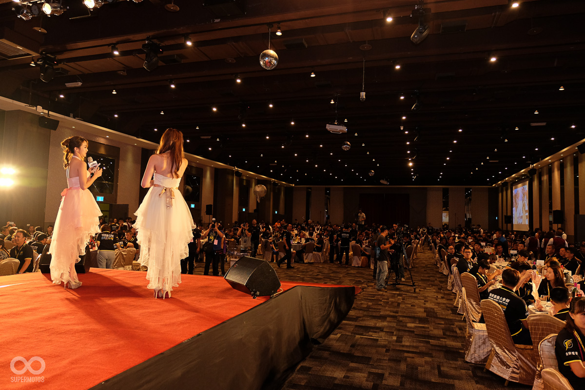 晚宴在思樂兵的主持中拉開序幕