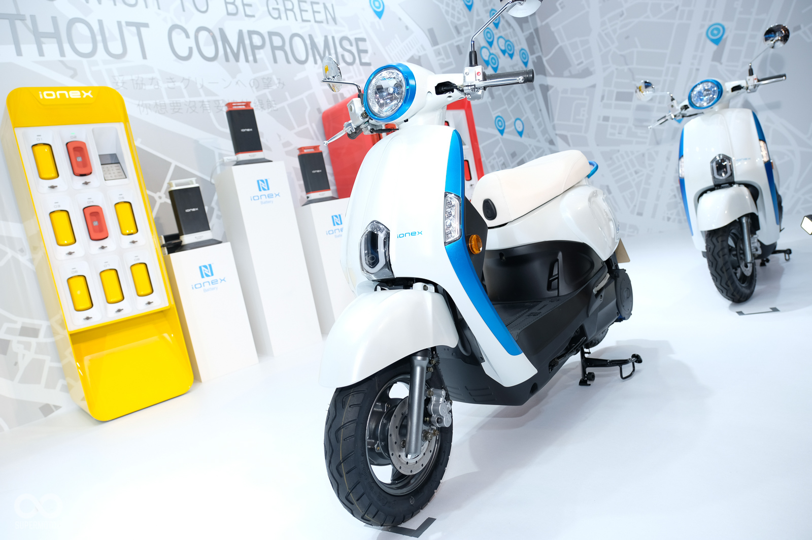 東京發表會上用來DEMO Ionex的ManyEV概念車，市售版本也有望於這次發表會公布